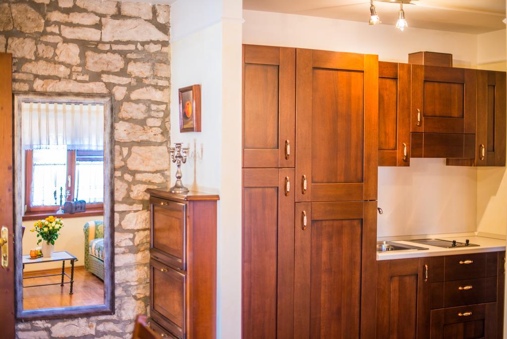 Aparthotel Katalyma 828 Kanfanar Kültér fotó