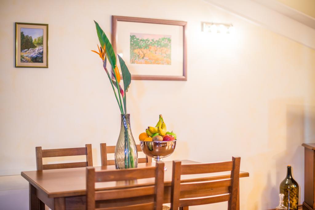 Aparthotel Katalyma 828 Kanfanar Kültér fotó