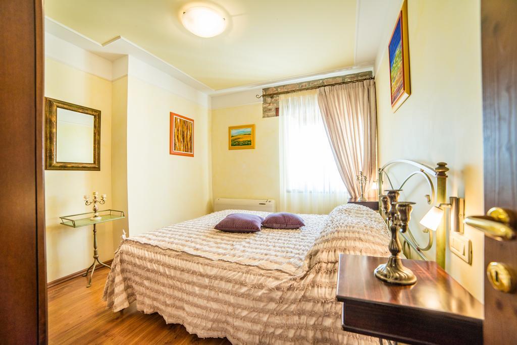 Aparthotel Katalyma 828 Kanfanar Kültér fotó
