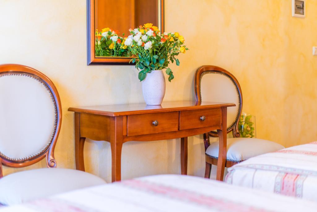 Aparthotel Katalyma 828 Kanfanar Kültér fotó