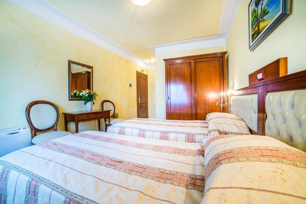 Aparthotel Katalyma 828 Kanfanar Kültér fotó